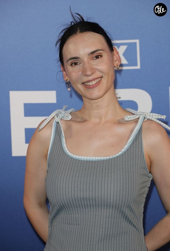 Avec Mousse, Natoo a misé sur l'originalité en proposant un commerce hybride qui fusionne deux univers : c'est à la fois un coffee-shop gourmand et un véritable salon de coiffure.

Natoo - Photocall de la 5ème et dernière saison de la série FX "The Bear" à la Villa Riberolle à Paris le 25 juin 2026. © Coadic Guirec/Bestimage