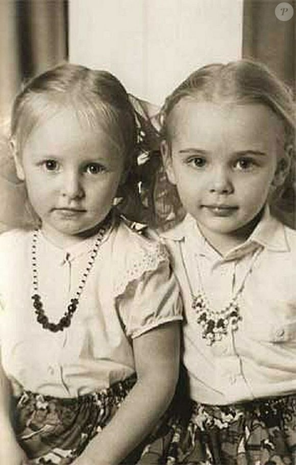 Les deux filles de V.Poutine, Katerina Tikhonova et Maria Poutina (Maria Vorontsova). 1989. JLPPA / Bestimage