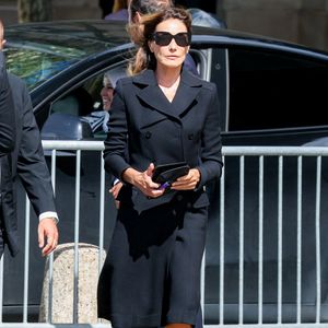 Carla Bruni - Arrivées aux obsèques de Mathilde Favier en l'église Saint-Sulpice à Paris, le 31 aout 2026. © Dominique Jacovides-Cyril Moreau/Bestimage