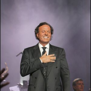 La justice espagnole s'est déclarée incompétente pour juger cette affaire

Julio Iglesias en concert à l'Olympia. COADIC GUIREC / BESTIMAGE