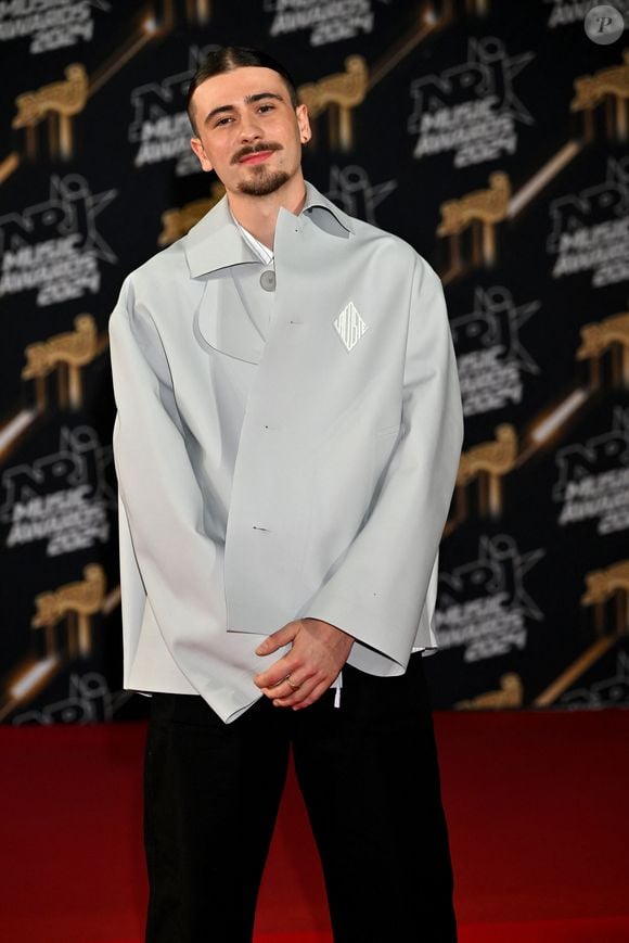 Pierre Garnier aux NRJ Music Awards au palais des festivals de Cannes, le 1er novembre 2024. 

Photo : Guignebourg-Bebert / Bestimage