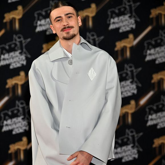 Pierre Garnier aux NRJ Music Awards au palais des festivals de Cannes, le 1er novembre 2024. 

Photo : Guignebourg-Bebert / Bestimage