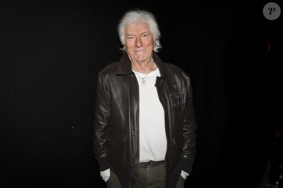 Exclusif - Hugues Aufray pose lors de sa venue à l'émission " Face à Hanouna " présentée parC.Hanouna et diffusée sur C8 le 27 avril 2024, à Paris, France, le 25 avril 2024. © Jack Tribeca / Bestimage