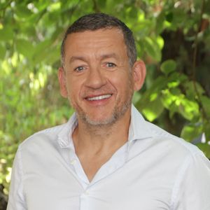 Il préfère laisser ses enfants faire leurs propres choix.

Dany Boon - Photocall du film "Regarde" lors de la 18ème édition du Festival du Film Francophone de Angoulême (FFA) le 26 août 2025. © Coadic Guirec / Bestimage
#
