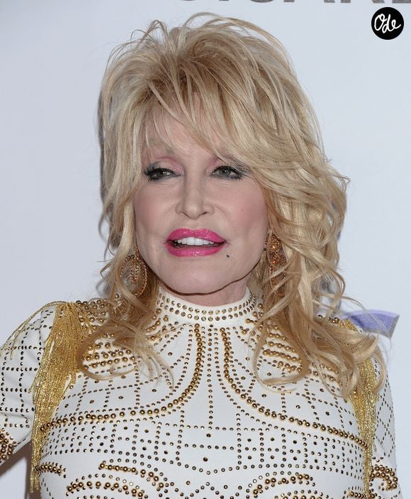 La chanteuse est malheureusement décédée le mardi 25 août 2026 à l'âge de 80 ans

Dolly Parton - Les célébrités posent lors du photocall de la soirée "2019 MusiCares Person of the Year Tribute" à Los Angeles le 8 février 2019
Crédit : Broadimage / Bestimage