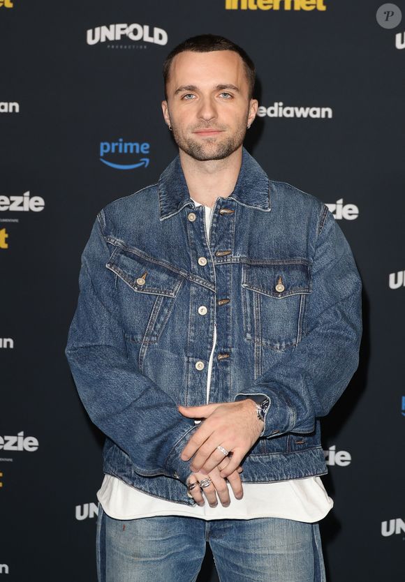 Lucas Hauchard, dit Squeezie - Avant-première de la série documentaire de Squeezie "Merci Internet" au Grand Rex à Paris le 15 janvier 2024. Filmé par son meilleur ami T. Bonnet, le célèbre youtubeur aux plus de 18 millions d'abonnés revient sur son ascension dans un documentaire attendu à partir du 19 janvier sur Prime Vidéo. © Coadic Guirec/Bestimage