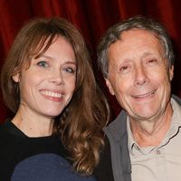 Antoine de Maximy et sa jeune compagne entourés de figures phares de la Star Academy et Danse avec les stars