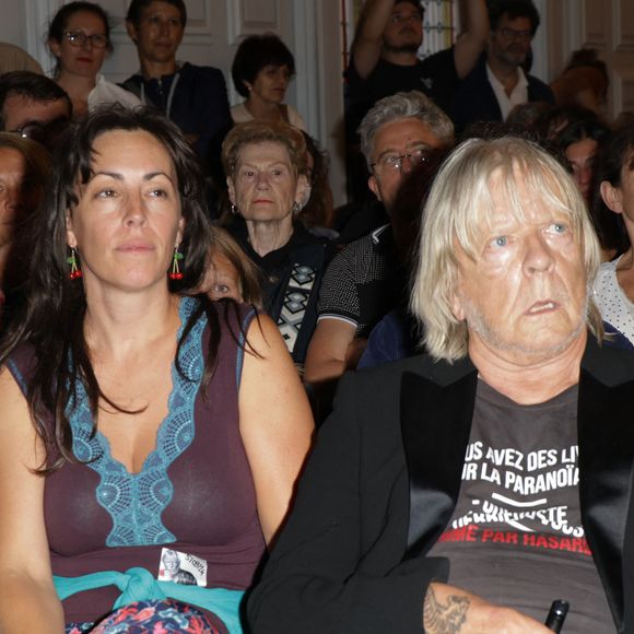 Les amis musiciens de Renaud ont donné un concert à la Mairie du 13ème à Paris le 5 septembre 2024, en hommage au chanteur et à l'occasion de l'exposition "Renaud, Des mots et des images" et de la sortie d'un recueil regroupant des œuvres d'artistes contemporains illustrant ses chansons par vingt artistes. © Coadic Guirec/Bestimage