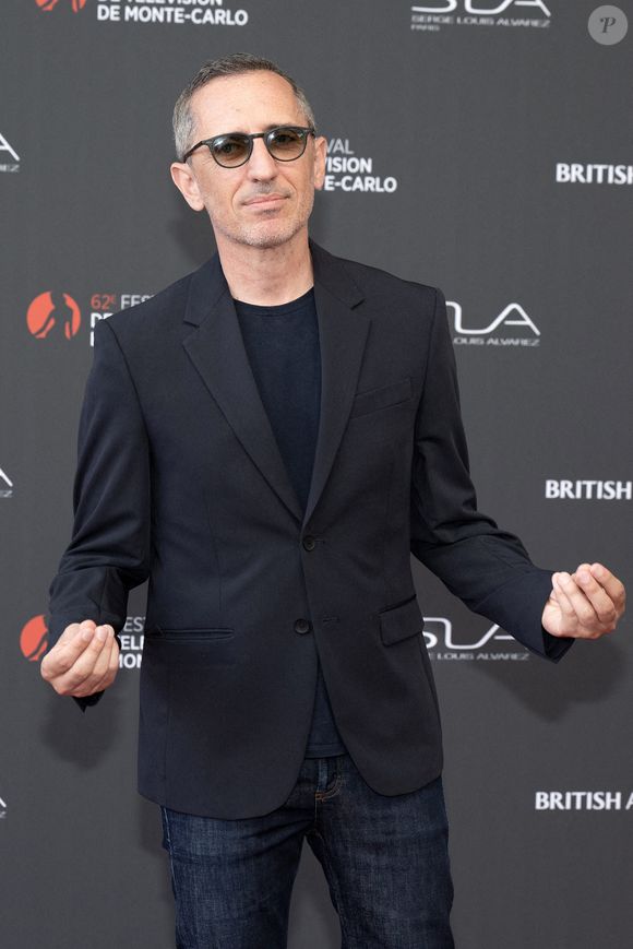 Gad Elmaleh assiste au tapis rouge d'ouverture du 62e Festival de télévision de Monte-Carlo le 16 juin 2023 à Monte-Carlo, Monaco. Photo par David Niviere/ABACAPRESS.COM