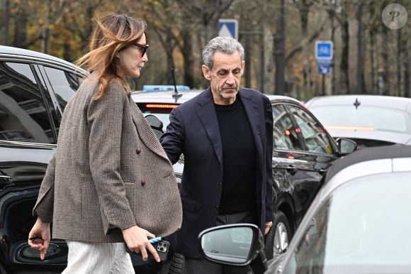Nicolas Sarkozy et sa femme Carla Bruni vont déjeuner au restaurant Le Flandrin à Paris le lendemain de la sortie de prison de l'ancien président le 11 novembre 2025. Photo par Agence / Bestimage