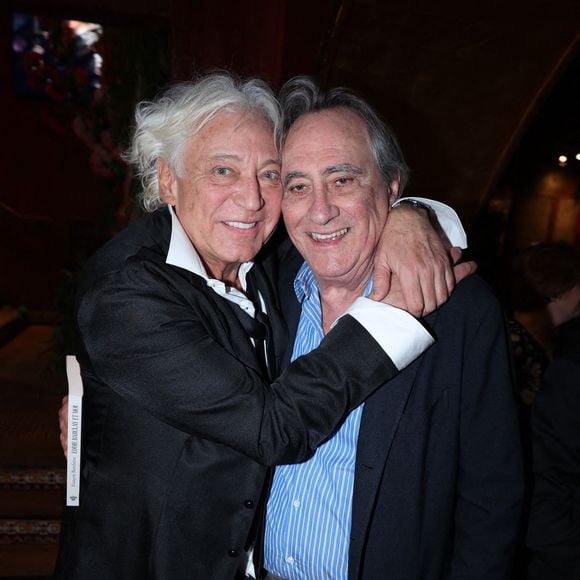Il a en effet assisté ce lundi 7 avril 2025 à une soirée organisée à l'occasion de la parution du livre de Francois Bernheim "Eddie Barclay et Moi", organisé par Five Eyes Production, au Buddha Bar.

Exclusif - Laurent Boyer et Philippe Lavil assistent au lancement du livre de Francois Bernheim "Eddie Barclay et Moi" organisé par Five Eyes Production au Buddha Bar le 07 avril 2025 à Paris, France. Photo by Jerome Dominé/ ABACAPRESS.COM