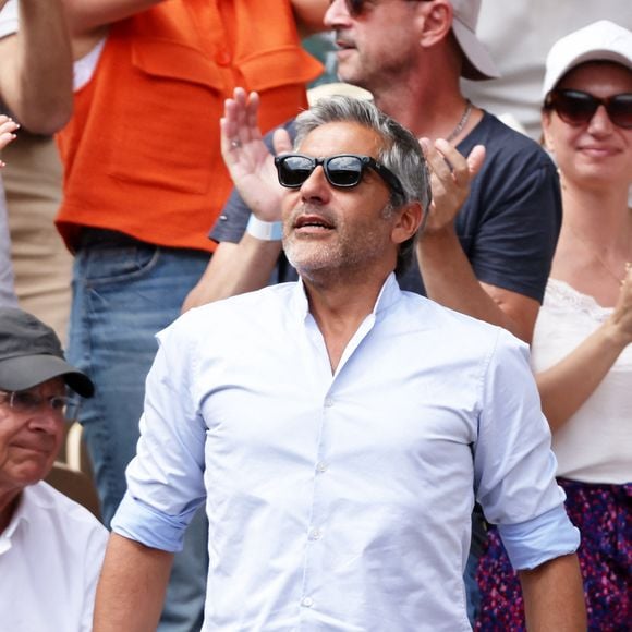 Ary Abittan dans les tribunes lors des Internationaux de France de Tennis de Roland Garros 2025. Paris,

© Jacovides / Moreau / Bestimage