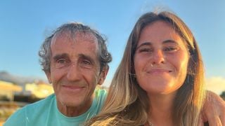 Alain Prost comblé : sa ravissante fille Victoria s’est fiancée ! La légende de la F1 adoube son futur beau-fils