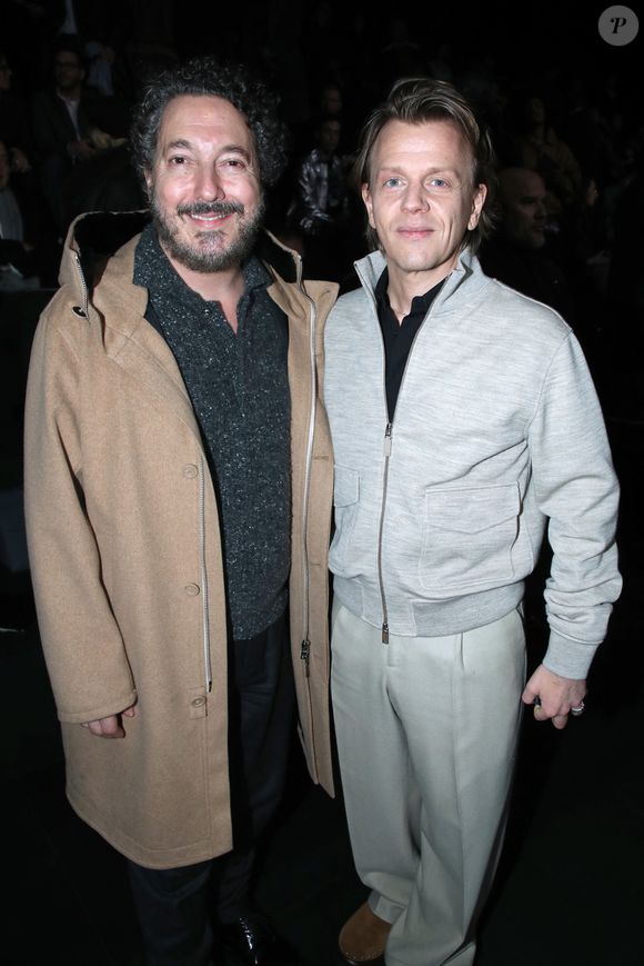 Guillaume Gallienne et Alex Lutz  au FrontRow du défilé Dior Homme à l'École-Militaire lors de la semaine de la mode masculine automne/hiver 2025-2026 à Paris, France, le 24 janvier 2025. © Bertrand Rindoff/Bestimage