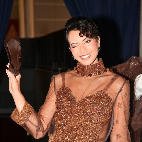Vaimalama Chaves au défilé d'ouverture du salon du chocolat 2024 à Paris porte de Versailles en faveur de l'association Mécénat Chirurgie Cardiaque à Paris le 29 octobre 2024.

© Perusseau-Veeren/Bestimage