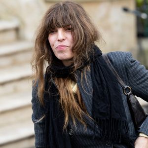 Lou Doillon a rendu un vibrant hommage à sa mère, Jane Birkin, sur Instagram.

Lou Doillon - Inauguration de la passerelle Jane Birkin devant les 41-43 quai de Valmy à Paris. © Cyril Moreau / Bestimage