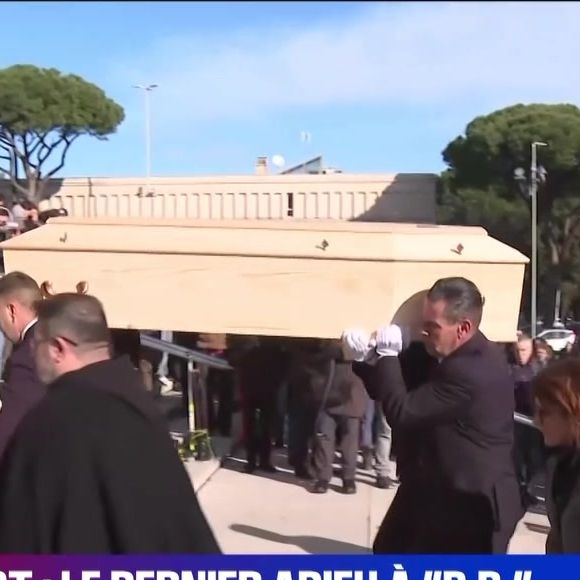 Cercueil de Brigitte Bardot lors de ses obsèques du 7 janvier 2026 à Saint-Tropez