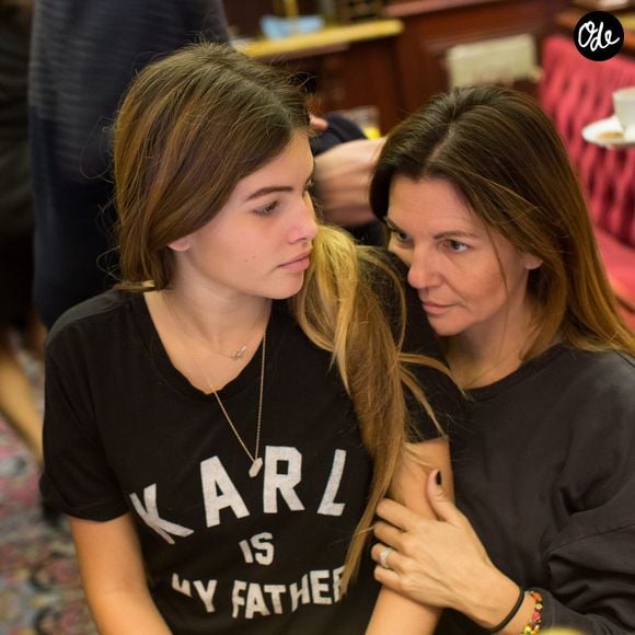 Exclusif - Prix Spécial - Thylane Blondeau et sa mère Véronika Loubry pendant le petit déjeuner avant de rejoindre le cinéma avant de se rendre à l'avant-première du film "Belle et Sébastien : l'aventure continue" au Gaumont Opéra à Paris, le 29 novembre 2015. © Romuald Meigneux / Bestimage