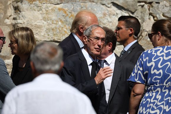 Claude Guéant lors de la cérémonie funéraire de l’ancien président du groupe parlementaire Les Républicains (LR) à l’Assemblée nationale, Olivier Marleix, à l’église Saint-Cyr-Sainte-Julitte à Anet, en France, le 11 juillet 2025. Le député français Olivier Marleix est décédé le 7 juillet 2025 à l’âge de 54 ans.

Photo de Raphael Lafargue/ABACAPRESS.COM.