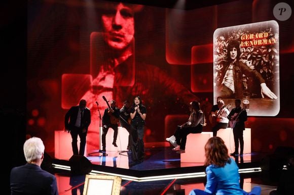 Anggun lors de l'enregistrement de l'émission "La boîte à secrets 16", présentée par Faustine Bollaert et diffusée le 10 mars sur France 3

© Christophe Clovis / Bestimage