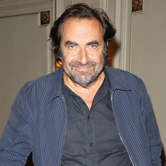 Et le quotidien derrière les fourneaux avec sa "compagne" : "Au début, je faisais des gratins de légumes, des petits plats mijotés"

André Manoukian - Générale de la pièce "Un léger doute" au théâtre de la Renaissance à Paris. © Coadic Guirec / Bestimage
