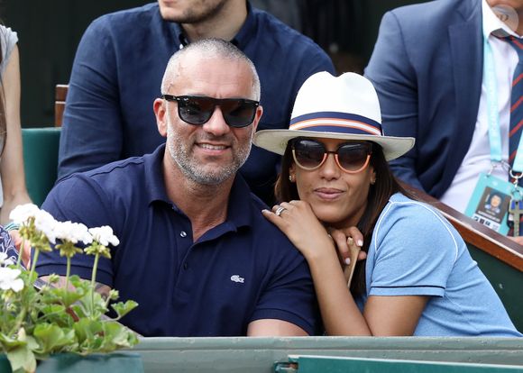 Amel Bent et son mari Patrick Antonelli dans les tribunes des internationaux de tennis de Roland Garros à Paris, France. © Dominique Jacovides - Cyril Moreau/Bestimage