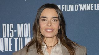 Elodie Bouchez en couple avec une superstar de la musique que tout le monde connaît : le duo adepte d’une pratique qui les a sauvés