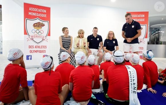La princesse Charlène de Monaco, Brigitte Macron lors de l'opération Water Safety Day à la piscine du stade Louis II à Monaco le 8 juin 2025.
© Dominique Jacovides / Bestimage