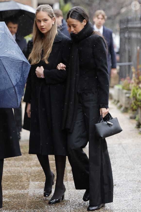 Irène Urdangarin et Victoria Federica lors du service commémoratif en hommage à Irène de Grèce à Madrid le samedi 17 janvier 2026. Photo par GTres/ABACAPRESS.COM