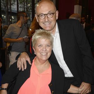 Mimie Mathy et son mari Benoist Gérard - Generale du spectacle de Muriel Robin "Robin Revient Tsoin Tsoin" au Theatre de la porte Saint-Martin a Paris, le 23 septembre 2013. 
Crédit : AGENCE / BESTIMAGE