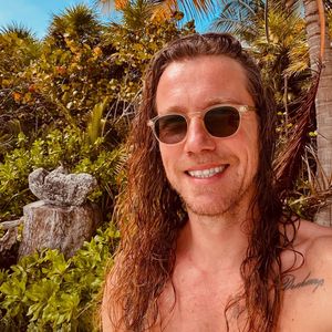 Julien Doré, Instagram