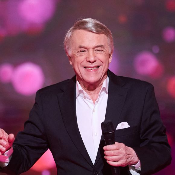 Salvatore Adamo - Enregistrement de l'émission "La grande soirée du 31 à Fontainebleau" au Château de Fontainebleau, diffusée le 31 décembre sur France 2
© Cyril Moreau-Tiziano Da Silva / Bestimage