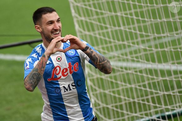 Matteo Politano du SSC Napoli célèbre après avoir marqué le but de 0-1 pendant le match de football de Serie A entre l'AC Milan et le SSC Napoli au Stade San Siro à Milan (Italie), le 14 mars 2021. - Match de football AC Milan VS Naples (0-1) (Serie A) à Milan, le 14 mars 2021.
Image Sport / Panoramic / Bestimage