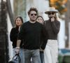 Son compagnon est Frédéric Suant

Exclusif - Laeticia Hallyday est allée déjeuner avec son nouveau compagnon Frédéric Suant et ses filles Jade et Joy à Venice le 17 janvier 2025. © Agence / Bestimage