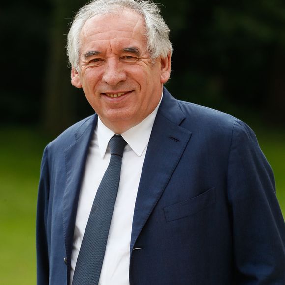 Une ferme hébergeant son activité d'éleveur de chevaux qui lui avait rapporté 20 000 euros en 2019
François Bayrou, président du Modem - Le président de la République française E.Macron reçoit les représentants du camp présidentiel à l'Elysée, le 23 août 2024, en vue de nommer le Premier ministre. Le chef de l'Etat doit recevoir les 23 et 26 août 2024 les leaders des formations politiques, avant de désigner le nouveau chef du gouvernement. 
© Christophe Clovis / Bestimage