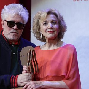 Pedro Almodovar et l'actrice Marisa Paredes - Cérémonie de remise du prix "Fotogramas de Plata 2015 Awards" à Madrid. Le 7 mars 2016