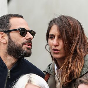 Géraldine Nakache et son mari Jérôme Elie- Betiya - Célébrités dans les tribunes des internationaux de France de tennis de Roland Garros à Paris, France, le 7 juin 2019. 

Photo de Cyril Moreau/Bestimage