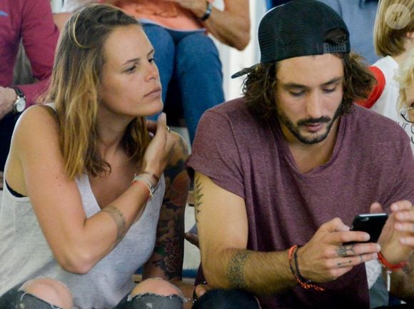 L'ancienne nageuse française Laure Manaudou et le musicien et chanteur français Jeremy Frerot assistent aux championnats de France de natation à Montpellier, France, le 3 avril 2016. Photo by Henri Szwarc/ABACAPRESS.COM
