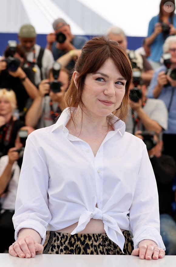 Emilie Dequenne au photocall de "Close" lors du 75ème Festival International du Film de Cannes, le 27 mai 2022.
© Dominique Jacovides/Bestimage