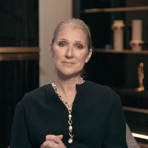 En fait, Céline Dion a collaboré avec le photographe Aleksandar Antonijevic

Celine Dion dans le documentaire "I am : Celine Dion".
Crédit : JLPPA / Bestimage