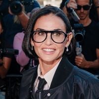 Demi Moore : exit les cheveux longs ! L’actrice adopte la coupe la plus tendance du moment