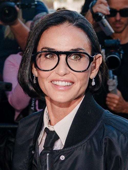 Demi Moore : exit les cheveux longs ! L’actrice adopte la coupe la plus tendance du moment