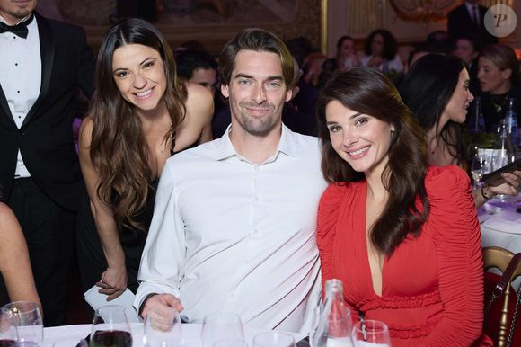 “C’était vraiment chouette de la remettre au centre de l’attention”, conclut-il

Exclusif - Denitsa Ikonomova, Camille Lacourt et sa compagne Alice Detollenaere - Soirée de la première édition du "You Care Charity Gala" en faveur de la cause animale et de l'environnement au Cercle Interalliée à Paris. Le 3 décembre 2024, le prestigieux Cercle de l’Union Interalliée a accueilli la 1ère édition du You Care Charity Gala, une soirée de charité exceptionnelle organisée par l’association.   © Cyril Moreau/Bestimage