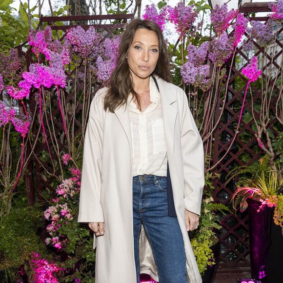 Laura Smet - Remise du prix littéraire "La Closerie des Lilas" à la Closerie des Lilas à Paris le 12 avril 2022. © Pierre Perusseau/Bestimage