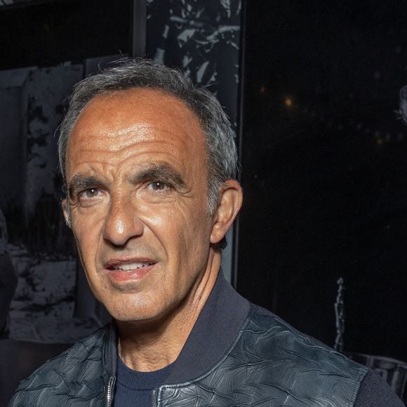 Nikos Aliagas participe à l'exposition 'Les Grands Ages' de Nikos Aliagas au Musée de l'Homme du Trocadéro le 07 avril 2026 à Paris, France. Photo by Nasser Berzane/ABACAPRESS.COM