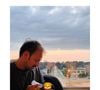 Le journaliste a partagé de tendres photos de leur nouveau-né sur Instagram.

Adrien Rohard (Télématin) devenu papa !