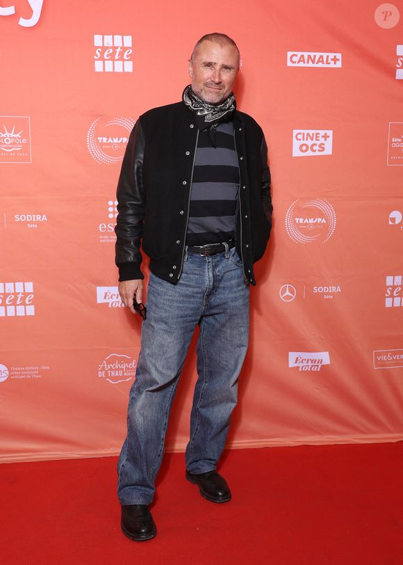 Exclusif - Alexandre Brasseur ( Demain nous appartient) au photocall de la série "Les Farouches" lors du 2ème Festival Creatvty 2025 des séries et créations audiovisuelles à Sète, le 13 novembre 2025. 
© Denis Guigenbourg / Bestimage