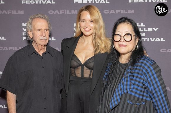 Virginie Efira reçoit le MVFF Acting Award lors de la projection de All of a Sudden, dans le cadre de la 49e édition du Mill Valley Film Festival, au Smith Rafael Film Center à San Rafael, en Californie. © Picture Happy/imageSPACE via ZUMA Press / Bestimage Wire / Bestimage