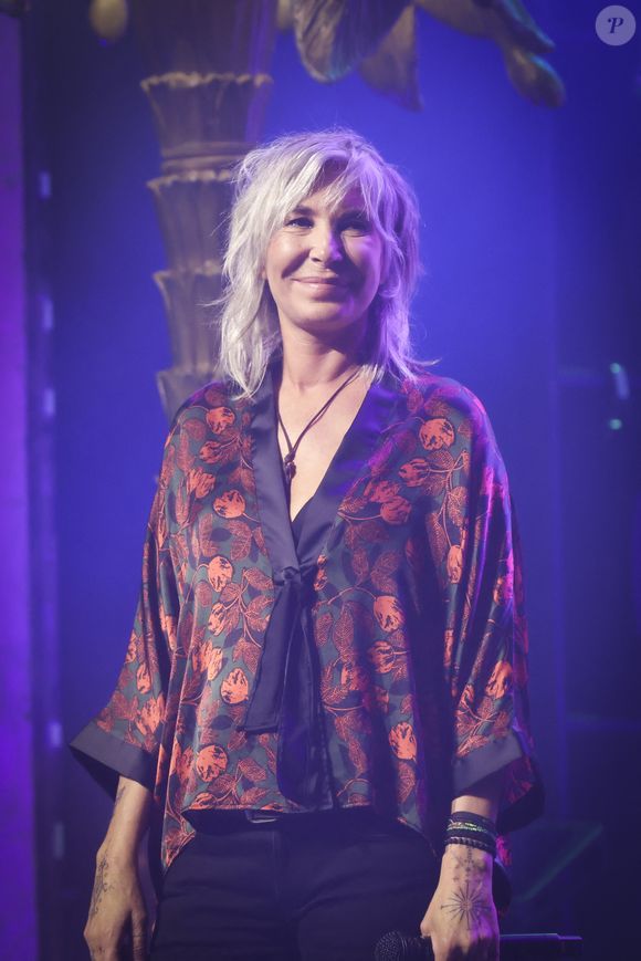 Avant d'avoir connu des relations stables avec Fabien Cahen, le père de sa fille Lola

Zazie lors de la soirée de remise des Prix Sacem 2024 aux Folies Bergère à Paris le 25 novembre 2024.

© Jack Tribeca / Bestimage