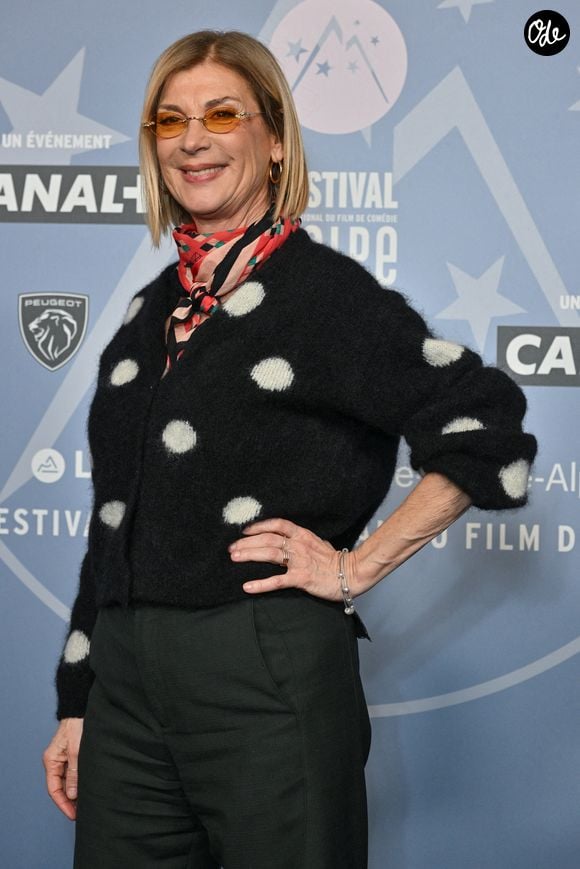 Michele Laroque assiste à la projection du film « Mauvaise Pioche » lors du 29e Festival du film de l'Alpe d'Huez, à l'Alpe d'Huez, en France, le 22 janvier 2026. Photo de Julien Reynaud/APS-Medias/ABACAPRESS.COM